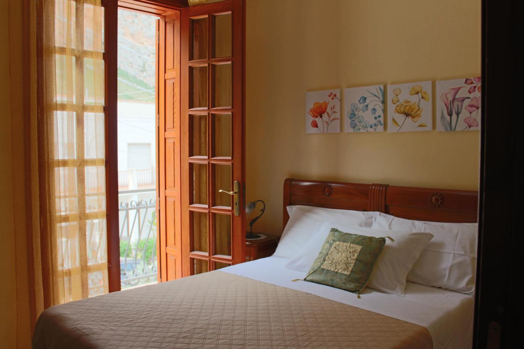Raggio Di Sole Bed & Breakfast Macari Eksteriør billede
