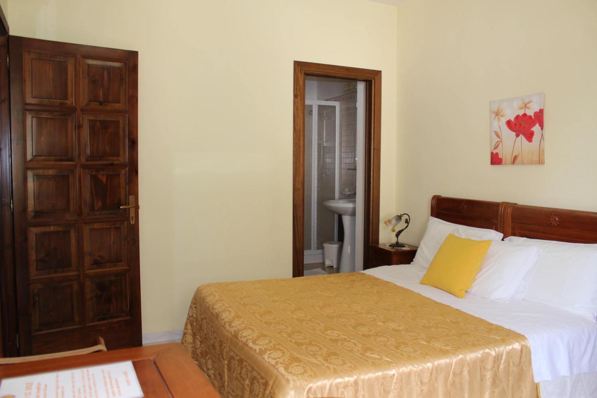 Raggio Di Sole Bed & Breakfast Macari Eksteriør billede