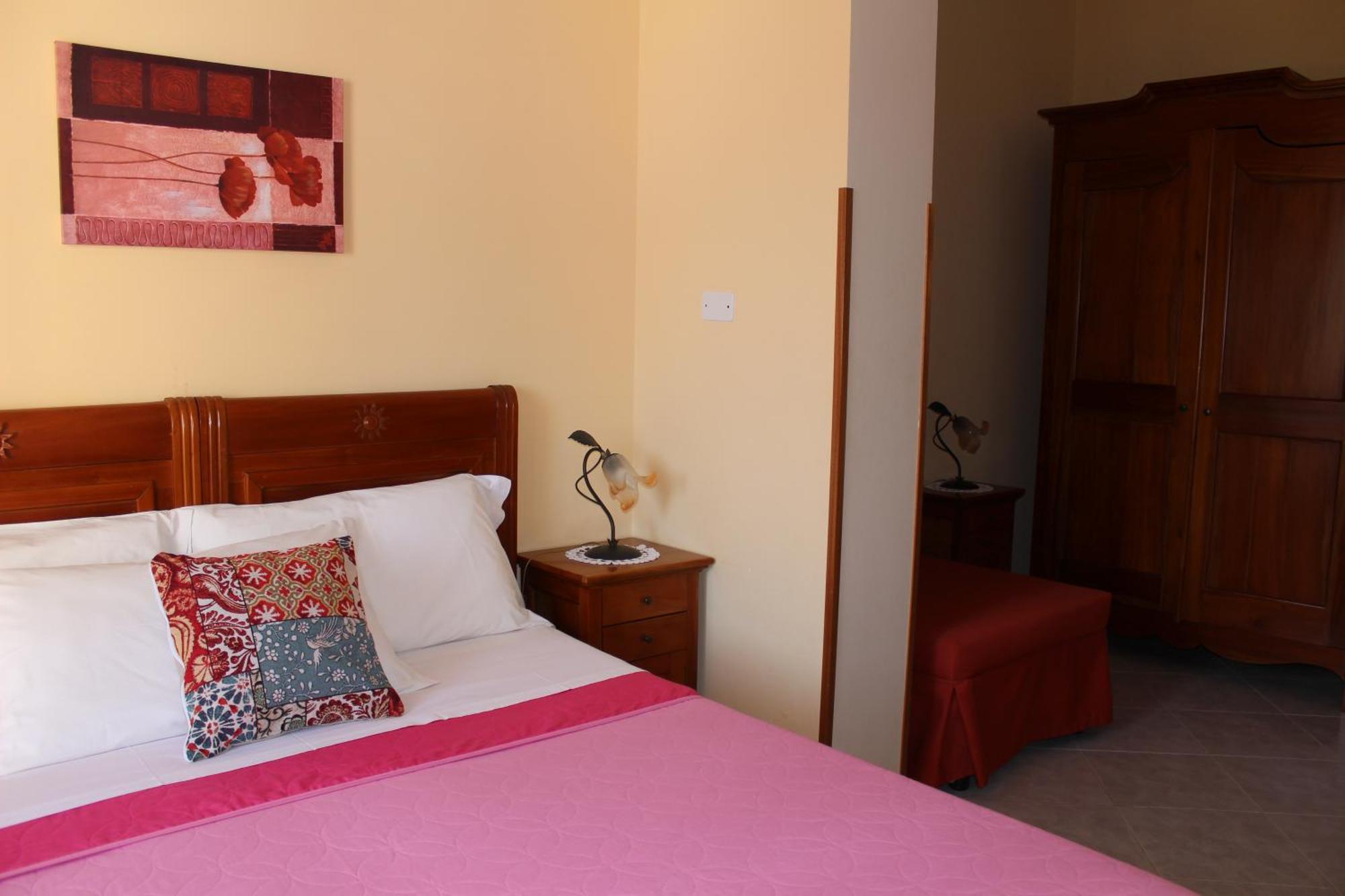 Raggio Di Sole Bed & Breakfast Macari Eksteriør billede